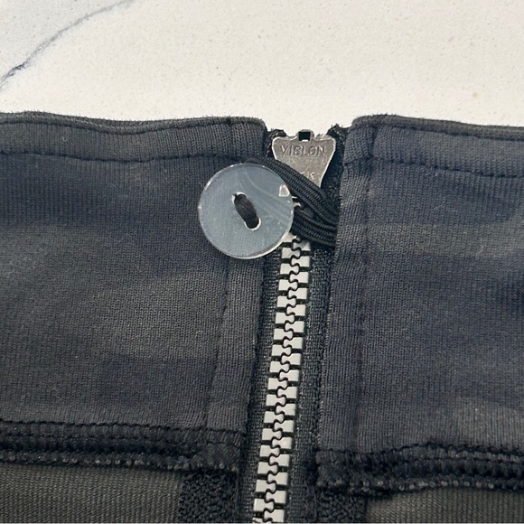 Lululemon Camo Rocket Skirt - Picture 6 of 7